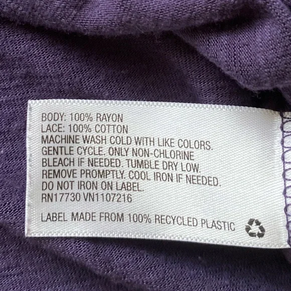 🍂CLEAROUT Purple Lace Embroidered Tank - Picture 6 of 10